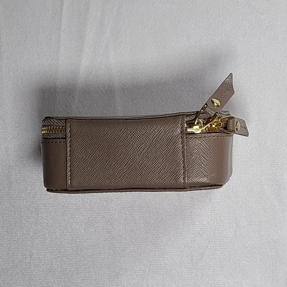 Neiman Marcus Saffiano Small Travel Jewlery Case Box Grey
